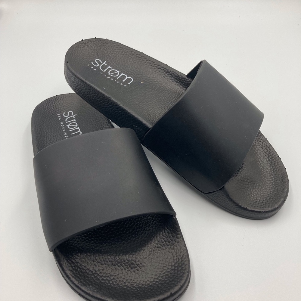 Strom Spa Nordique Classic Black Slides /Sandals Size 8 US/ 39 EU